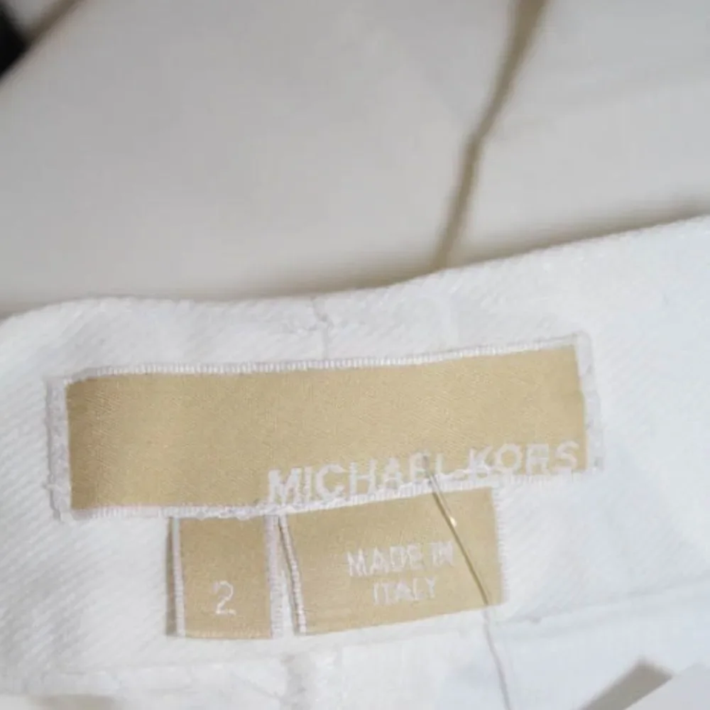 Michael Kors White 5 Pocket Denim Shorts Sz. 2